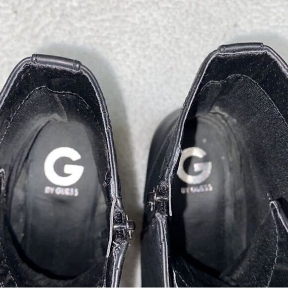 Guess Black Ankle Boots(Size 11M) - Picture 6 of 11